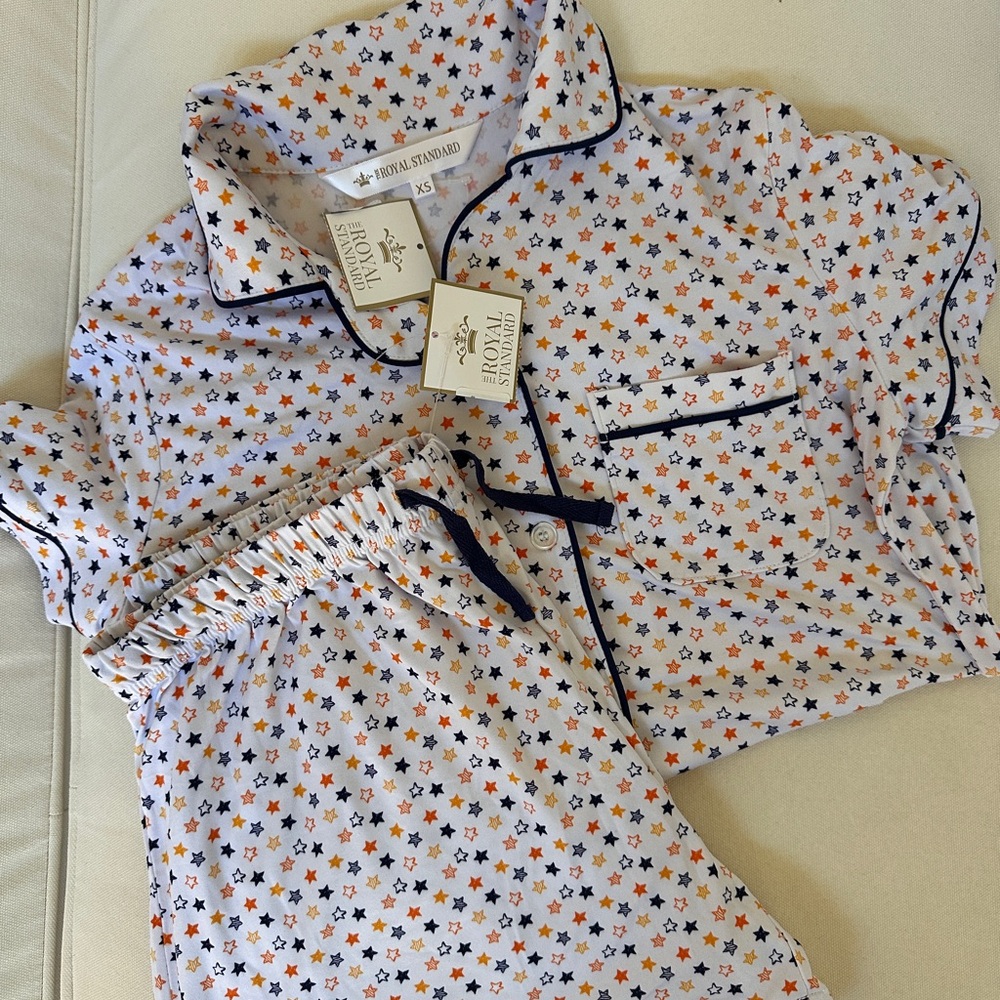 ♡ $28/ NWT XS Royal Standard PJ SET! (Retails $50)